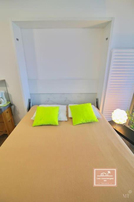 Le Titanic Apartment La Seyne-sur-Mer Bagian luar foto