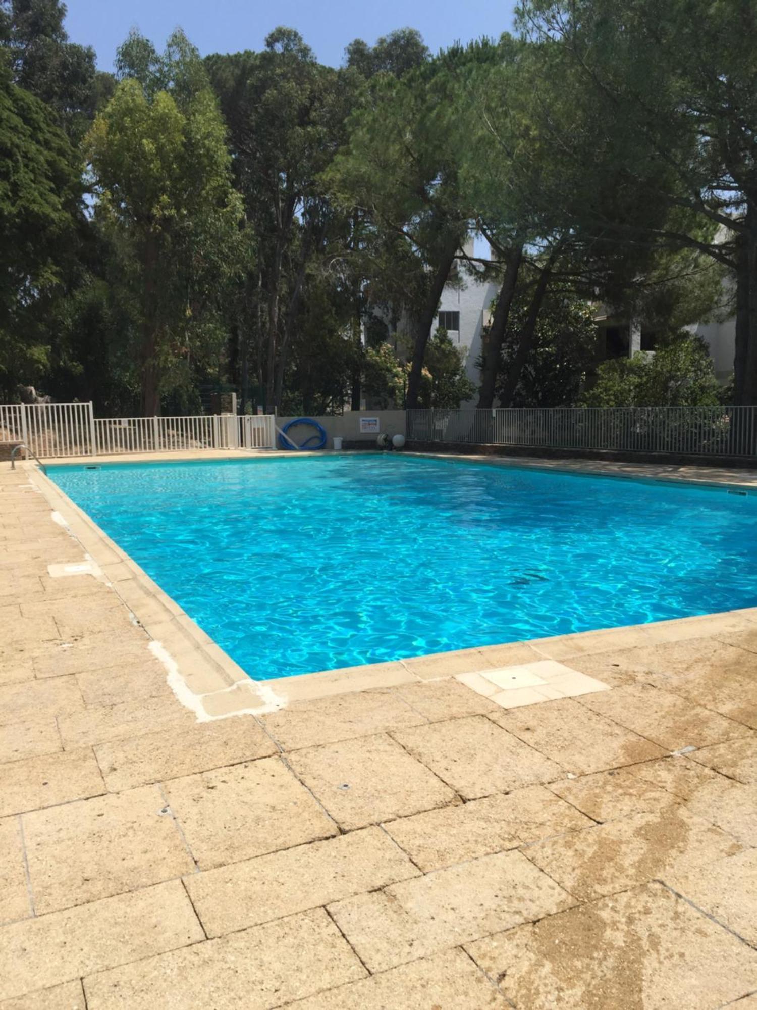 Le Titanic Apartment La Seyne-sur-Mer Bagian luar foto